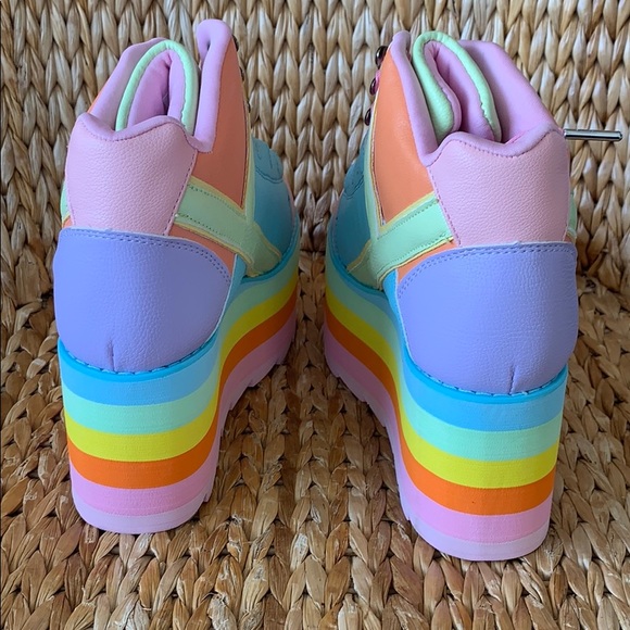 💕NIB YRU Qozmo Pastel Platform Sneakers💕 - Picture 2 of 7